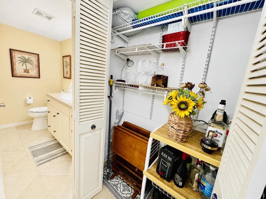 773 Jeffery Street Boca Raton FL 33487
