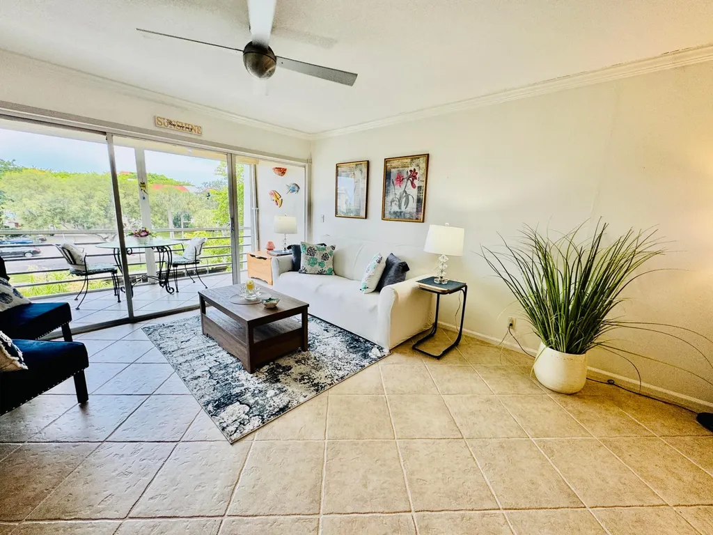 773 Jeffery Street Boca Raton FL 33487
