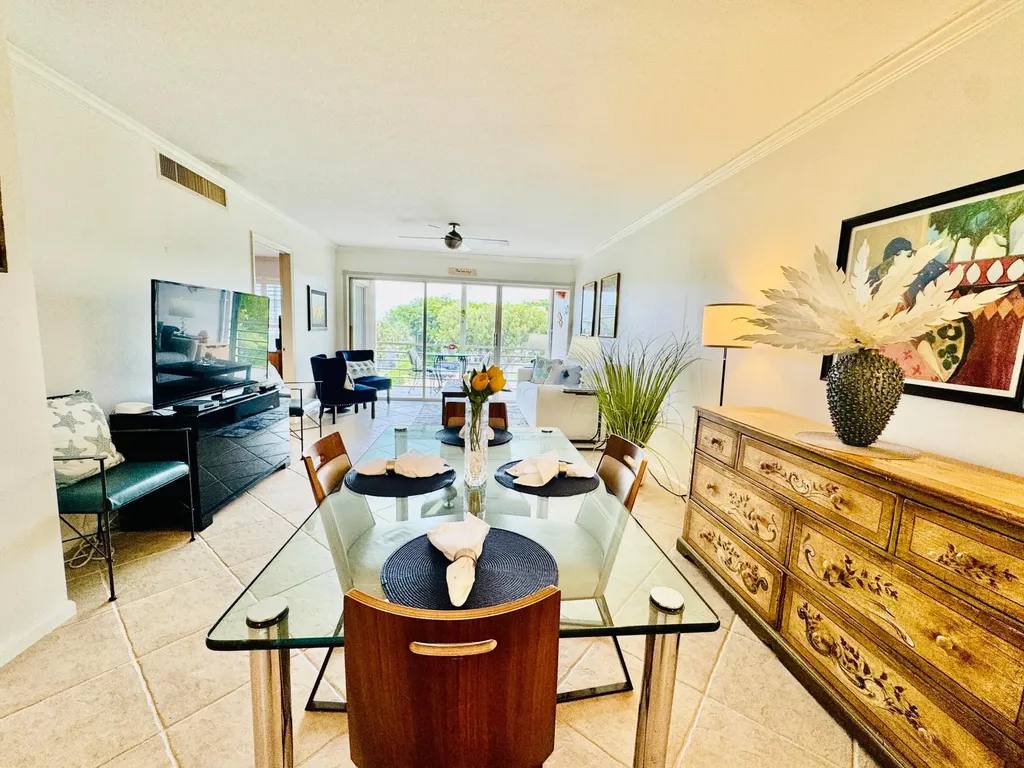 773 Jeffery Street Boca Raton FL 33487