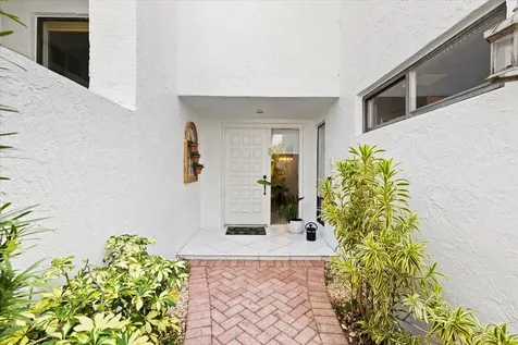 7338 Woodmont Court Boca Raton FL 33434
