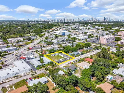 1725 NE 148th Street Miami FL 33181
