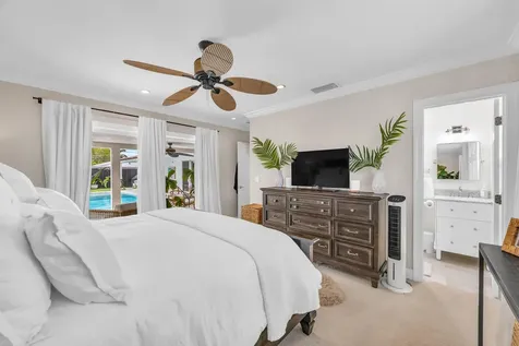 366 Elm Avenue Tequesta FL 33469