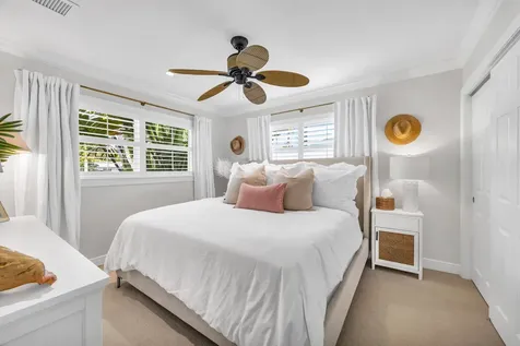 366 Elm Avenue Tequesta FL 33469