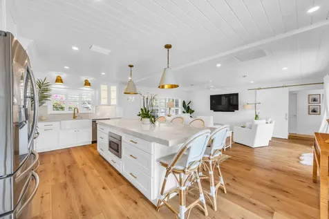 366 Elm Avenue Tequesta FL 33469