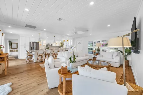 366 Elm Avenue Tequesta FL 33469