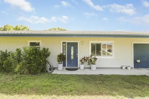 5601 Palm Drive Fort Pierce FL 34982