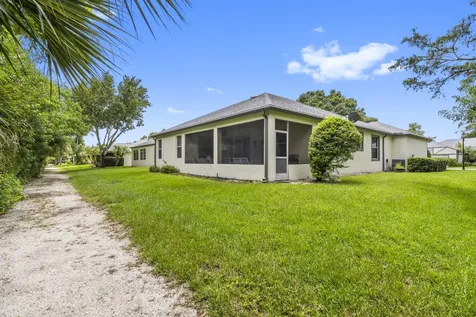 1930 Easthampton Terrace Vero Beach FL 32966
