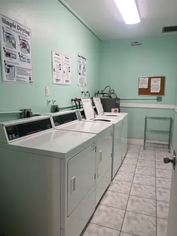 299 SW 7th Street Boca Raton FL 33432