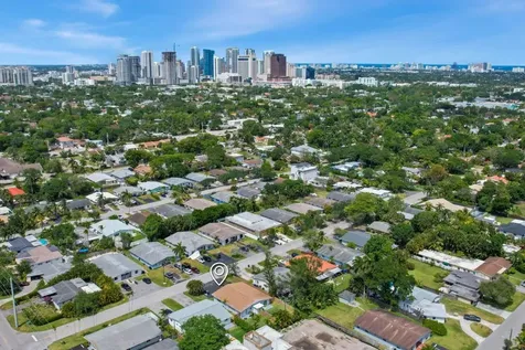 838 SW 14th Street Fort Lauderdale FL 33315