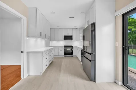 3020 N 34th Street Hollywood FL 33021