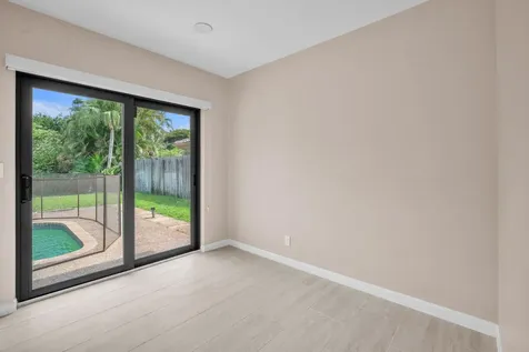 3020 N 34th Street Hollywood FL 33021