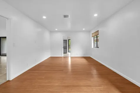 3020 N 34th Street Hollywood FL 33021