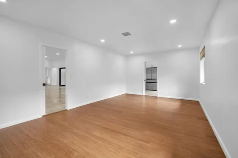 3020 N 34th Street Hollywood FL 33021
