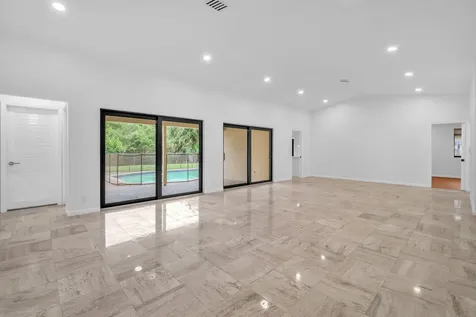 3020 N 34th Street Hollywood FL 33021
