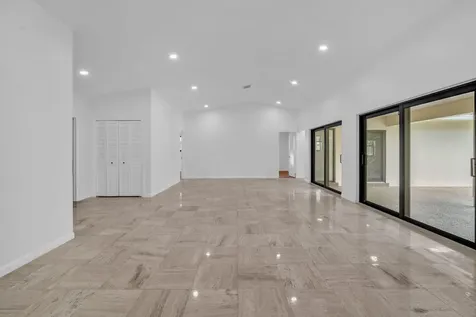 3020 N 34th Street Hollywood FL 33021