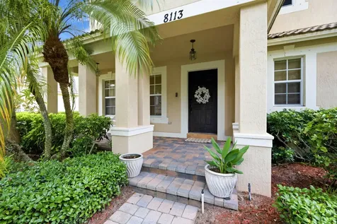 8113 Bautista Way Palm Beach Gardens FL 33418