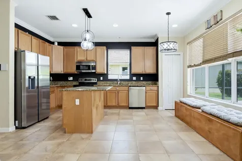 8113 Bautista Way Palm Beach Gardens FL 33418