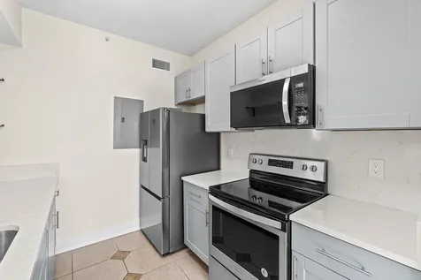 1000 Scotia Drive Hypoluxo FL 33462