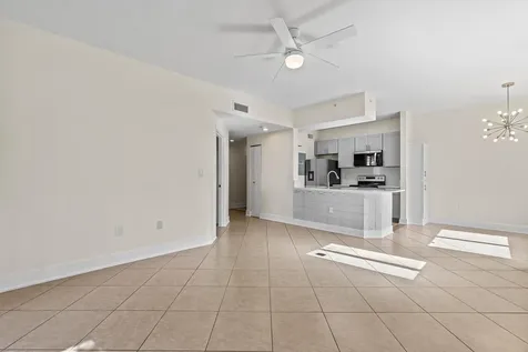 1000 Scotia Drive Hypoluxo FL 33462