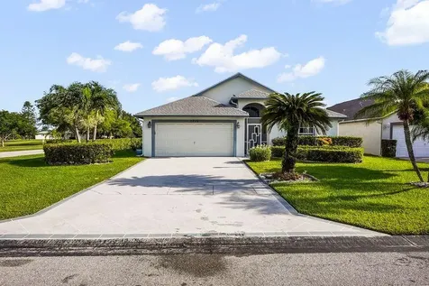 5025 Robino Circle West Palm Beach FL 33417