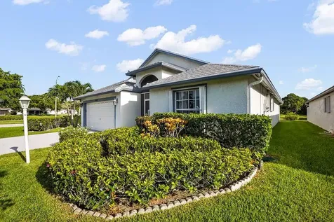 5025 Robino Circle West Palm Beach FL 33417
