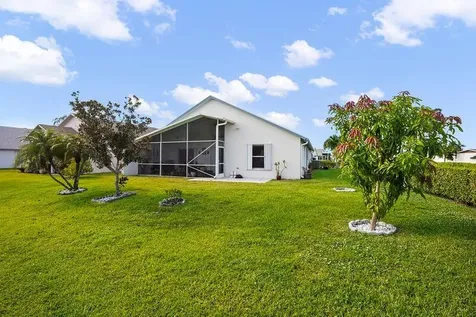 5025 Robino Circle West Palm Beach FL 33417