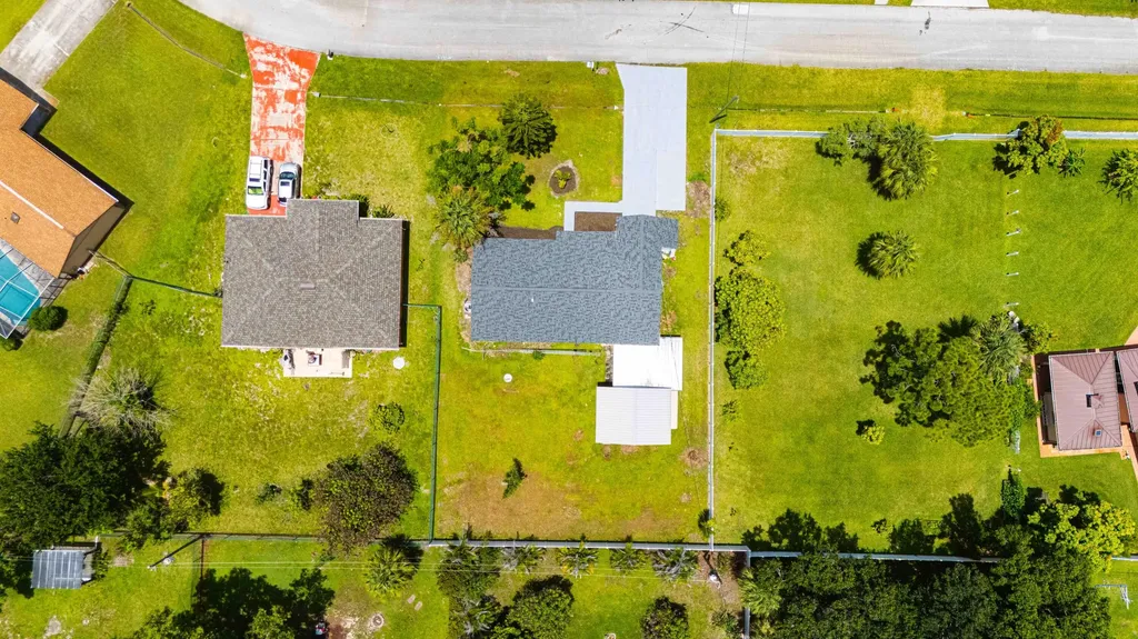 2262 SE Tile Terrace Port St Lucie FL 34952