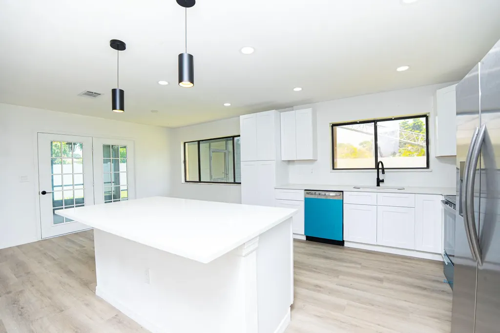 2262 SE Tile Terrace Port St Lucie FL 34952