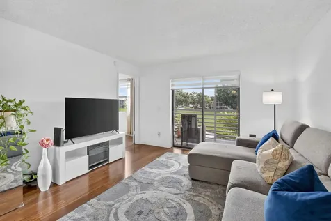 2793 NW 104th Avenue Sunrise FL 33322
