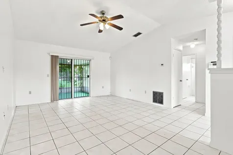2737 Myakka Drive Orlando FL 32839