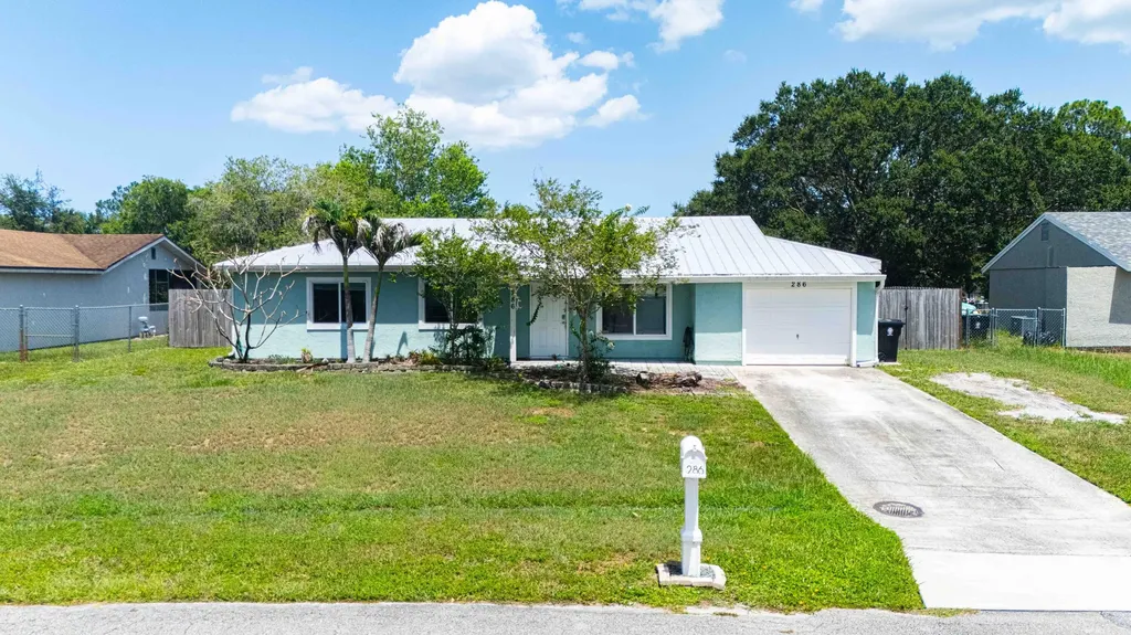 286 SW Kentwood Road Port St Lucie FL 34953