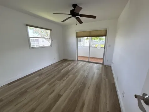 652 Flanders N Delray Beach FL 33484