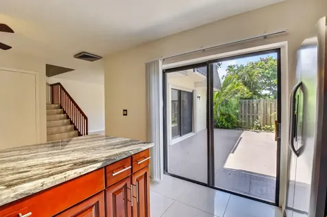 2887 SW 22nd Circle Delray Beach FL 33445