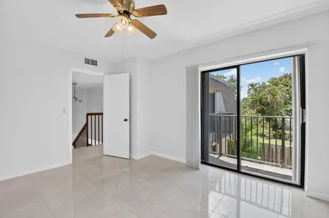 2887 SW 22nd Circle Delray Beach FL 33445