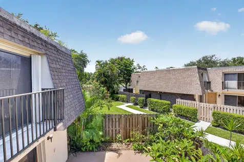 2887 SW 22nd Circle Delray Beach FL 33445