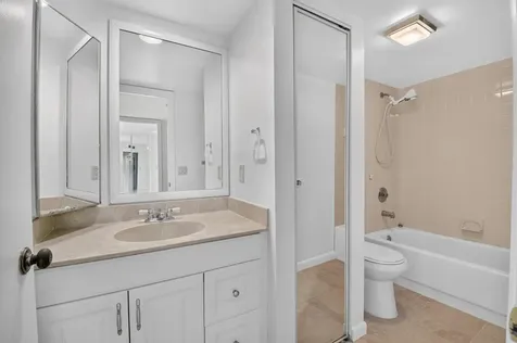2887 SW 22nd Circle Delray Beach FL 33445