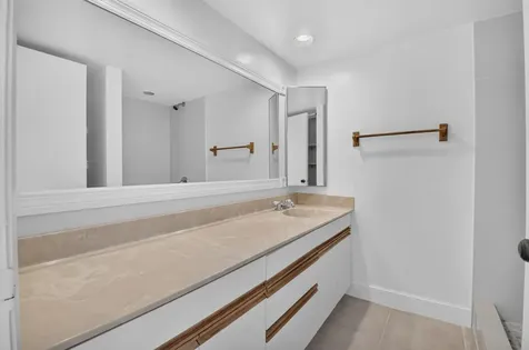 2887 SW 22nd Circle Delray Beach FL 33445