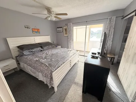 29 Berkshire B West Palm Beach FL 33417