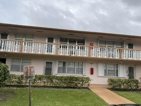 230 N Kent N West Palm Beach FL 33417