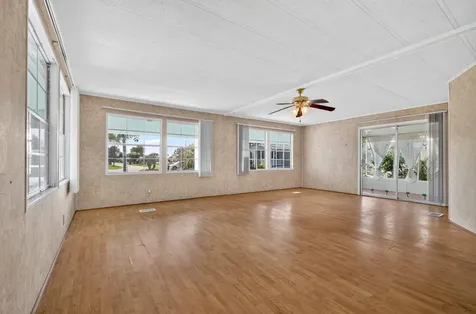 7300 20th Street Vero Beach FL 32966