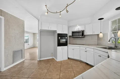 7300 20th Street Vero Beach FL 32966