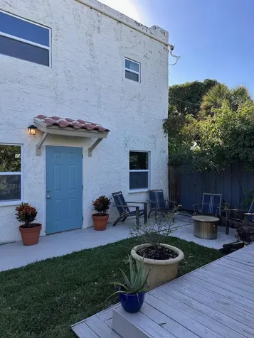 4707 Garden Avenue West Palm Beach FL 33405