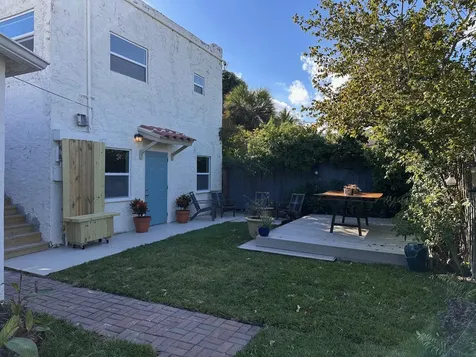 4707 Garden Avenue West Palm Beach FL 33405
