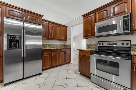 6083 Sunberry Circle Boynton Beach FL 33437