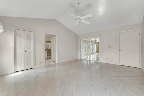 6083 Sunberry Circle Boynton Beach FL 33437