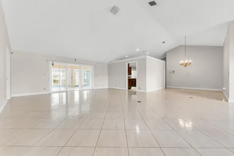 6083 Sunberry Circle Boynton Beach FL 33437
