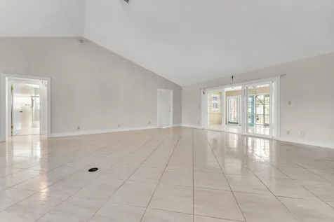 6083 Sunberry Circle Boynton Beach FL 33437