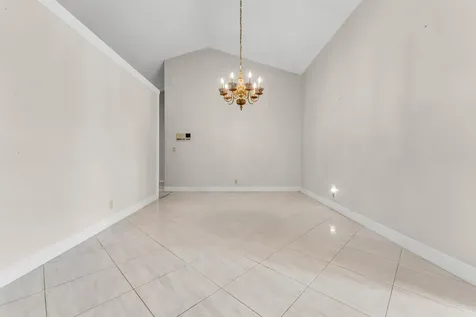 6083 Sunberry Circle Boynton Beach FL 33437