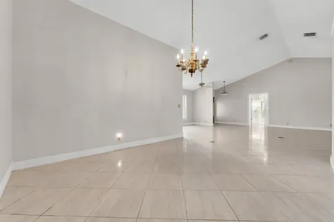 6083 Sunberry Circle Boynton Beach FL 33437