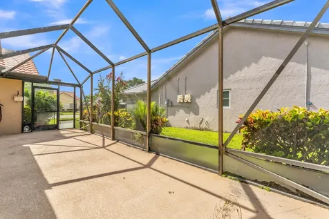 6083 Sunberry Circle Boynton Beach FL 33437
